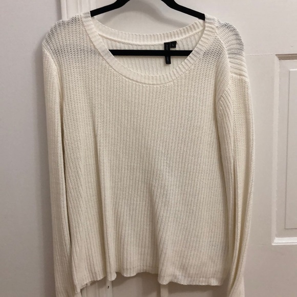 Sweater - Picture 1 of 2